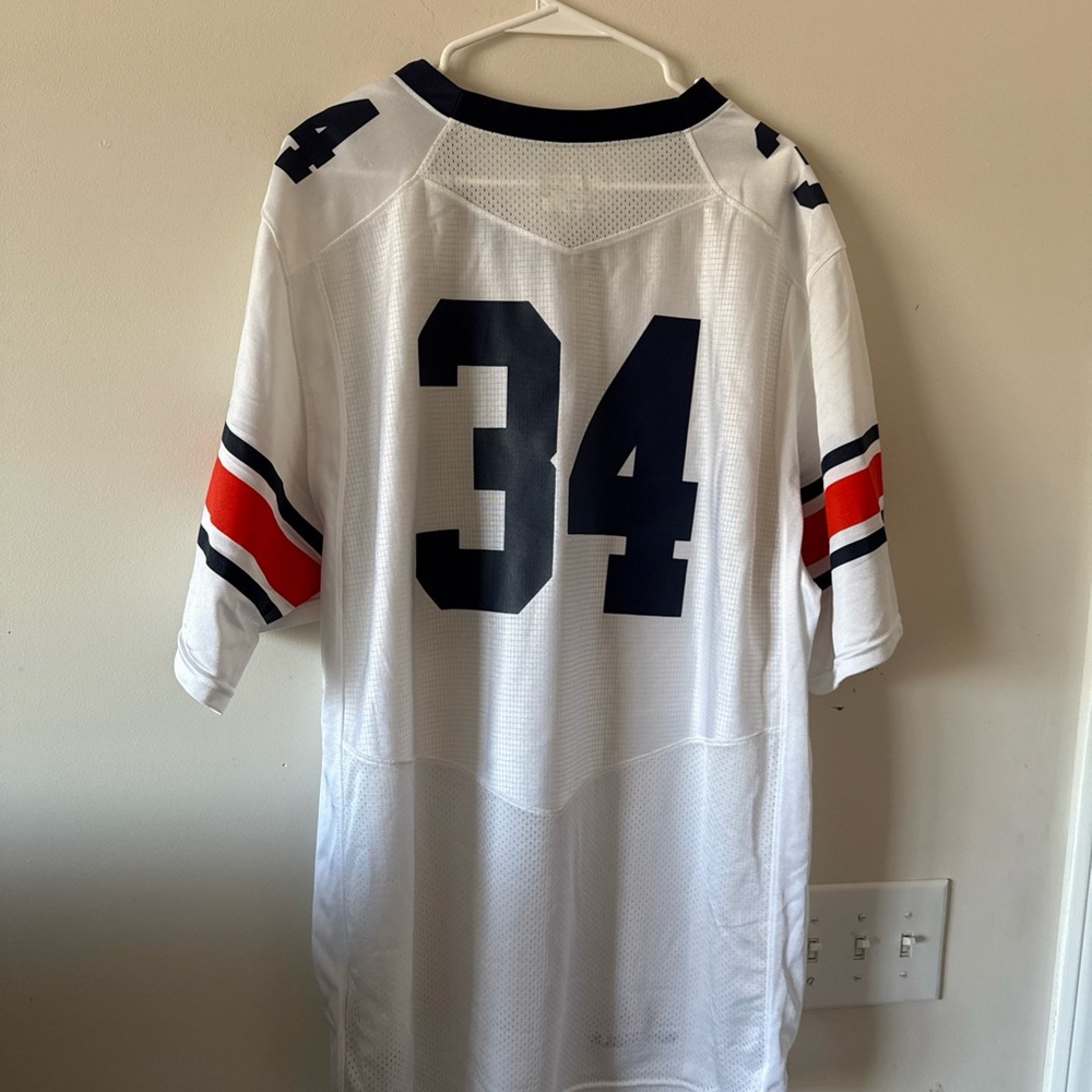 Under Armour White and Navy Men's Jersey - Picture 6 of 6